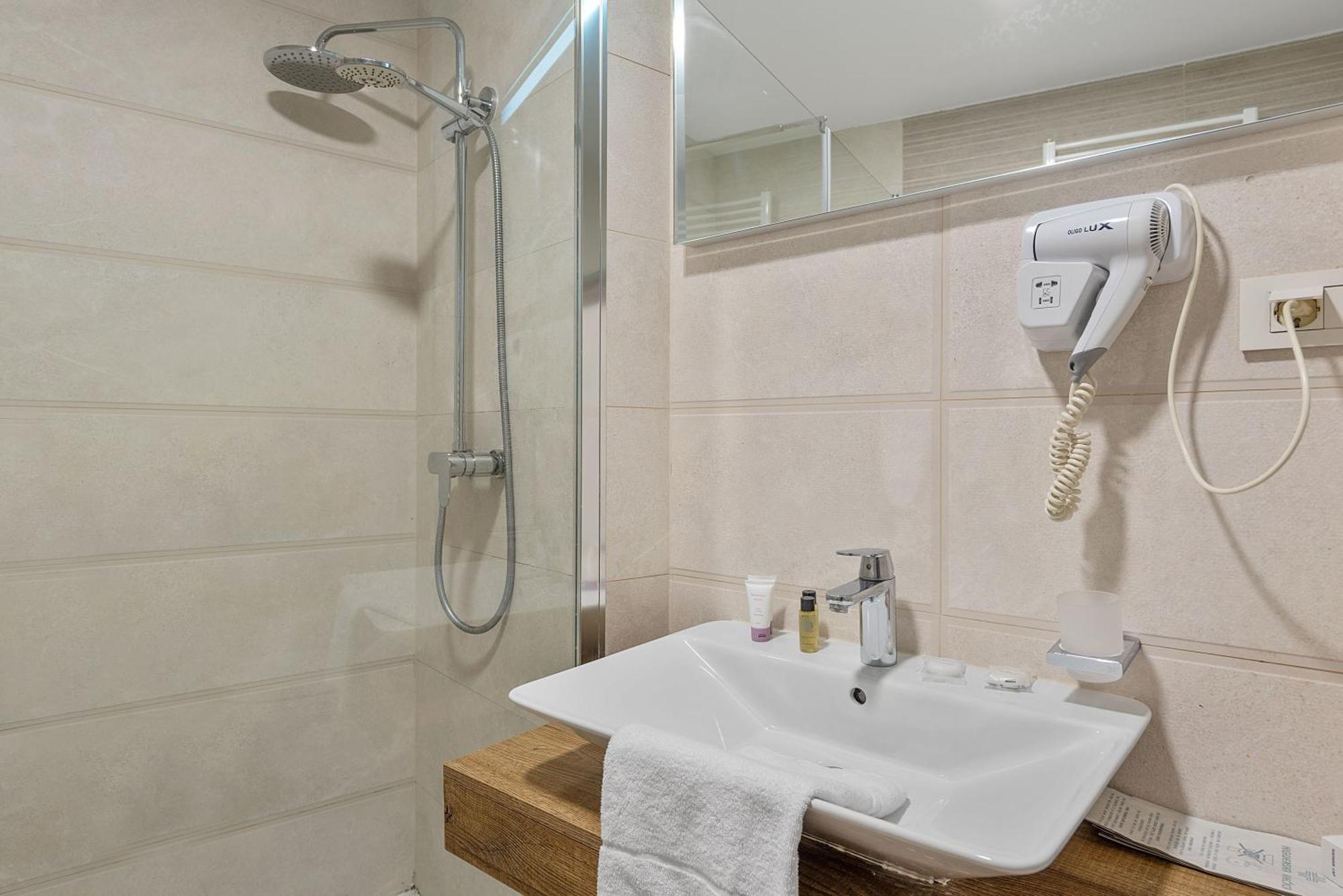 Boutique Hotel Mali Raj オパティヤ エクステリア 写真